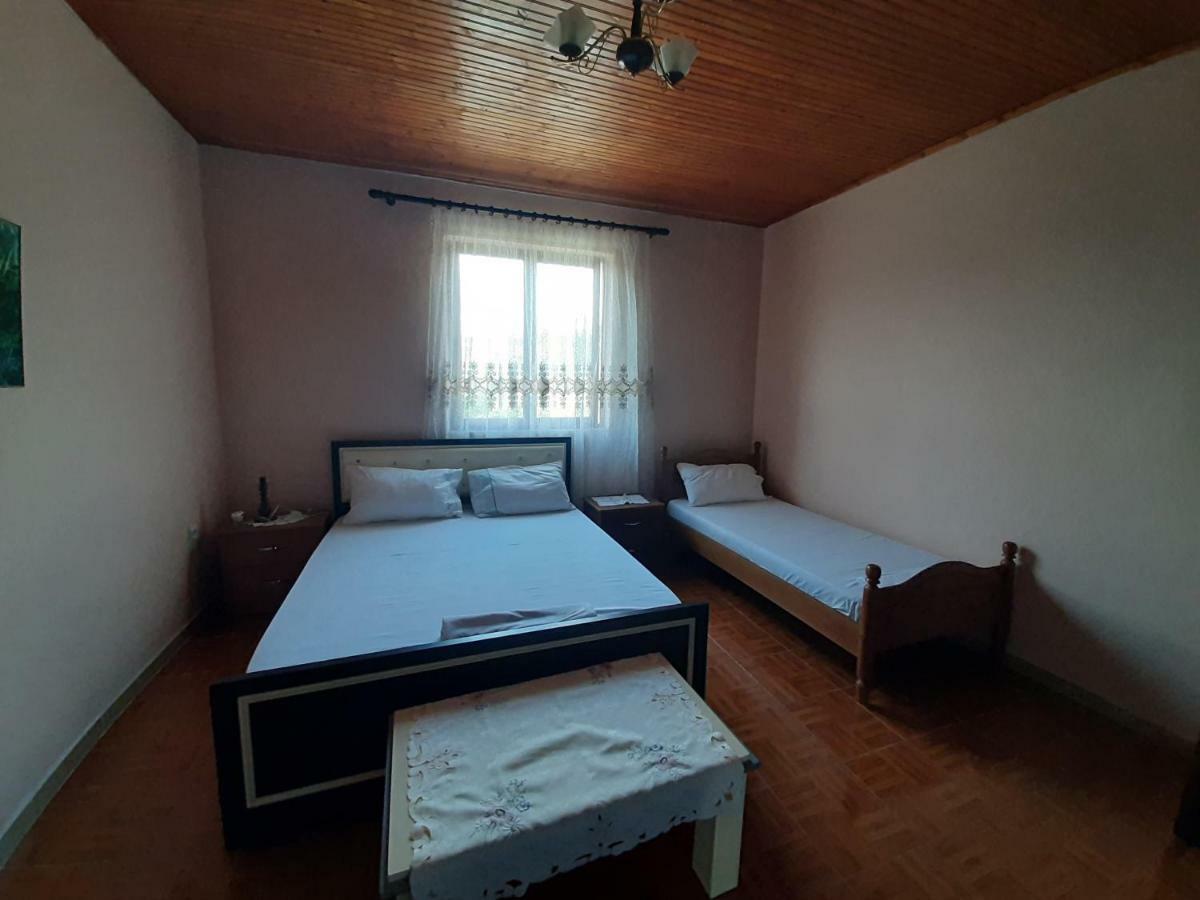 Guest House Pashollari Berat Kültér fotó